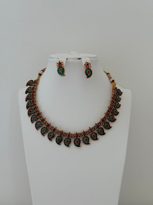 Pallaka Model Necklace Set