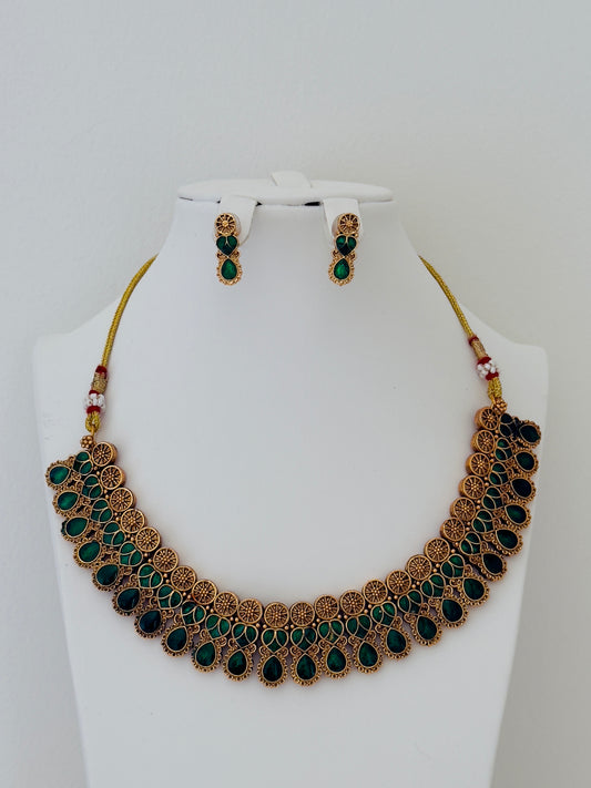 Lightweight /Partywear Necklace set
