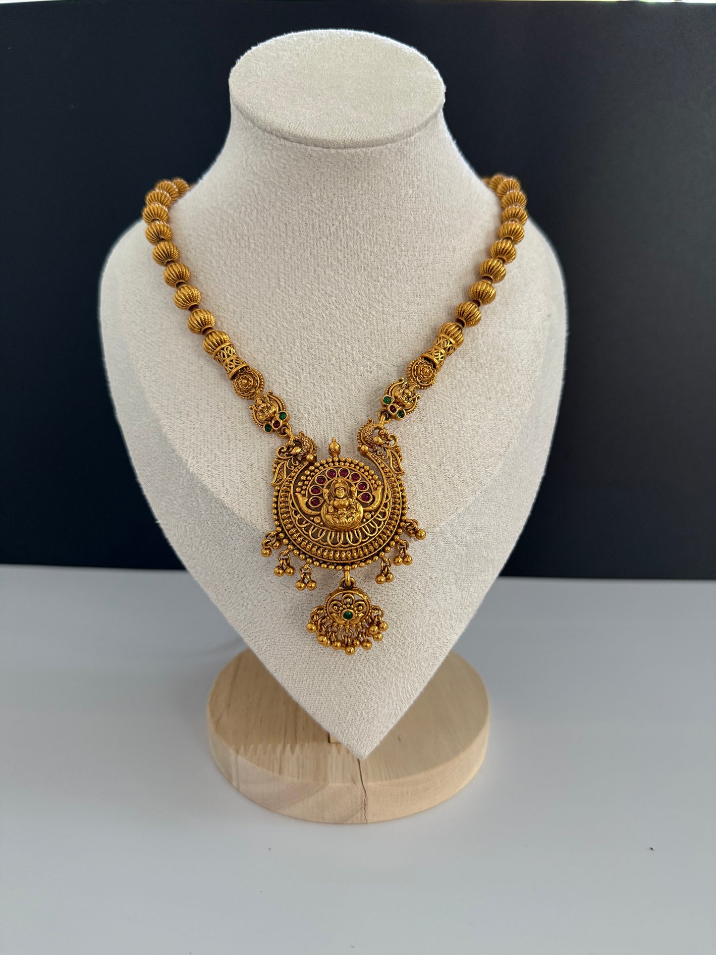 Long Lightweight Temple Pendant set