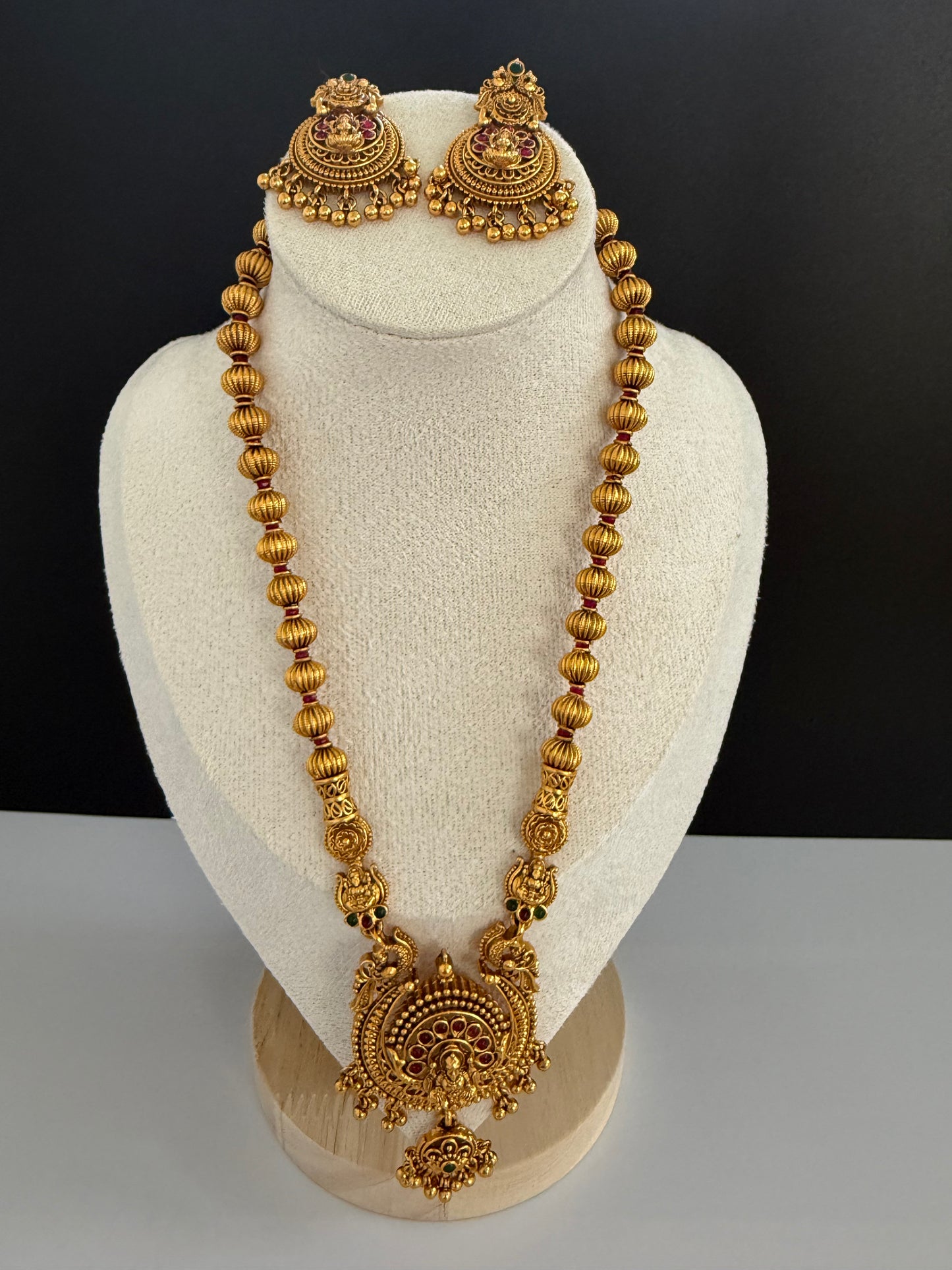 Long Lightweight Temple Pendant set