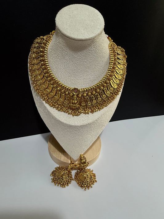 Wide golden coin set with Jhumka