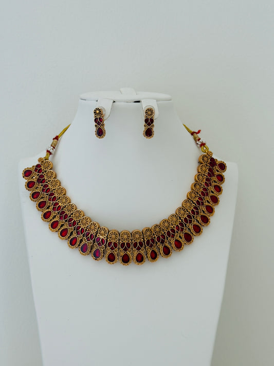 Lightweight /Partywear Necklace set