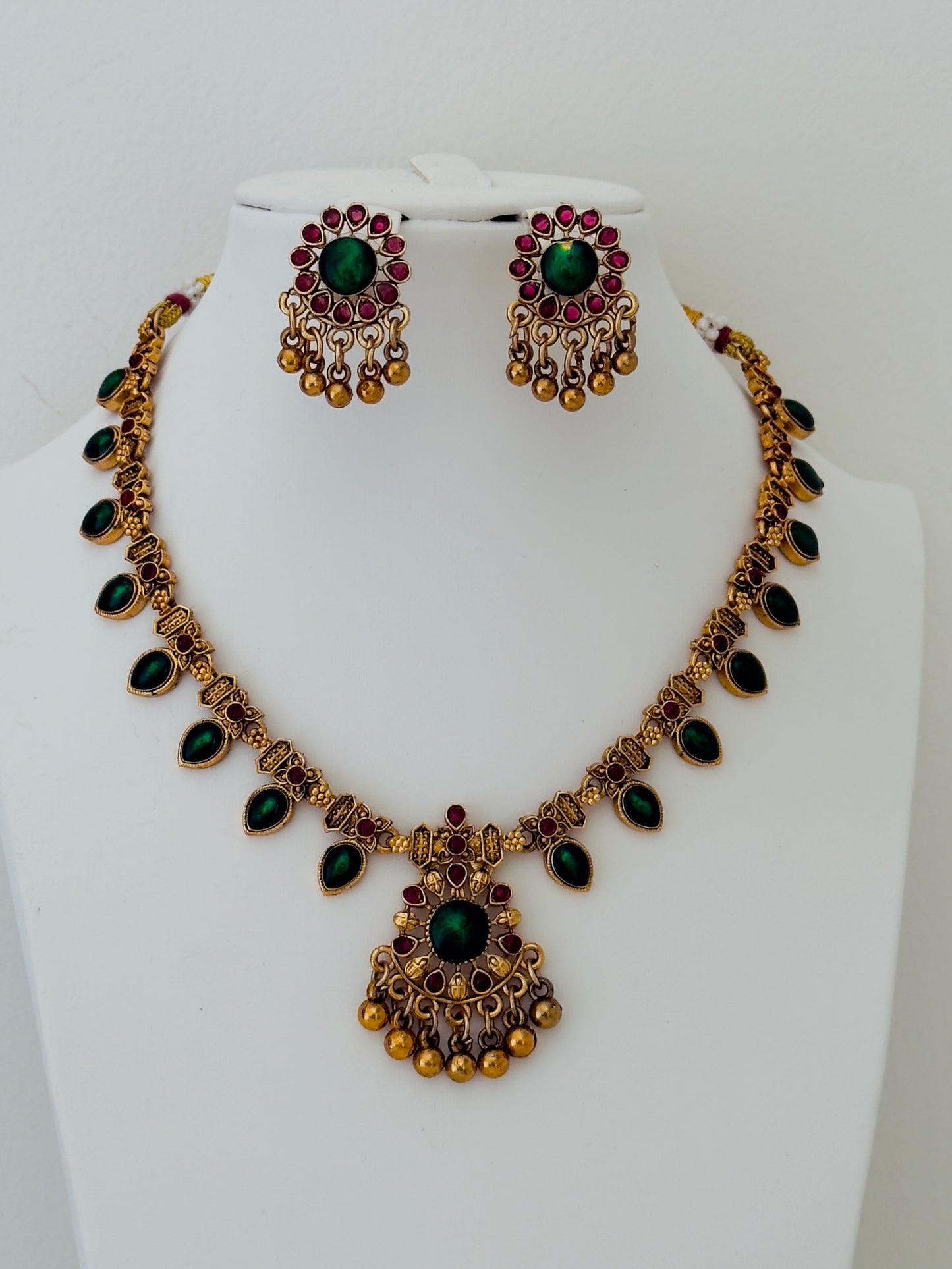 Light weight/Party wear Necklace